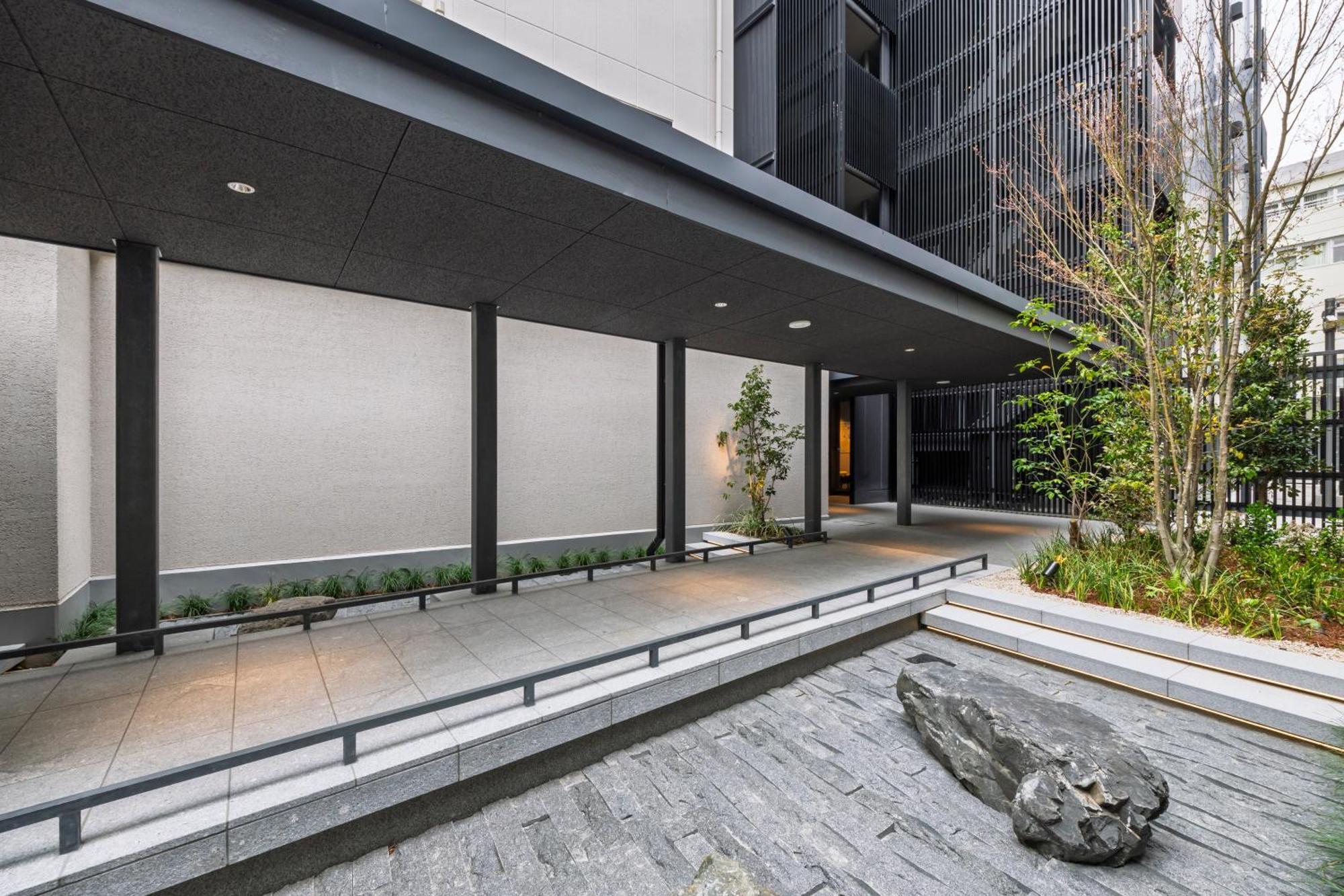 &Here Osaka Namba Exterior photo
